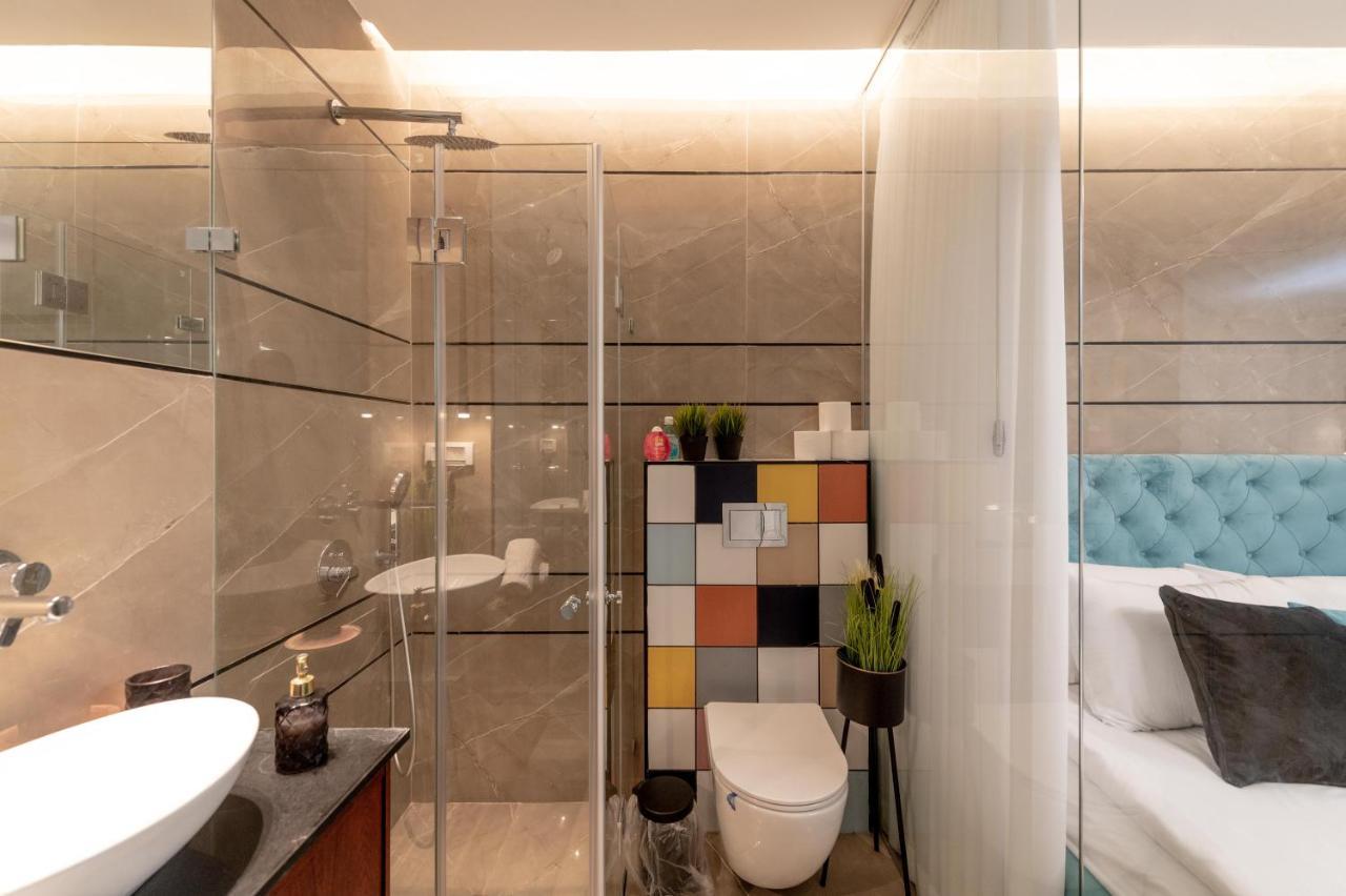 Colors Suites In Нетания Экстерьер фото