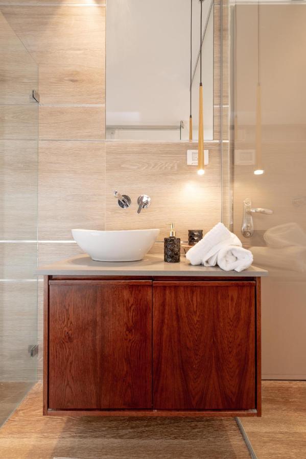 Colors Suites In Нетания Экстерьер фото